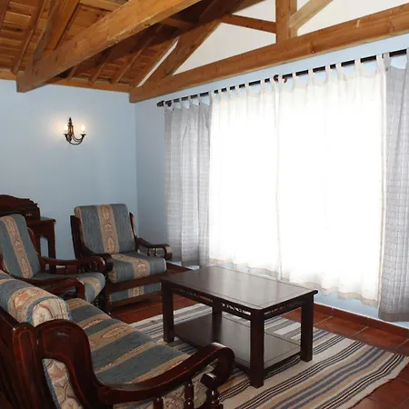 Casa Capelinhos Capelo